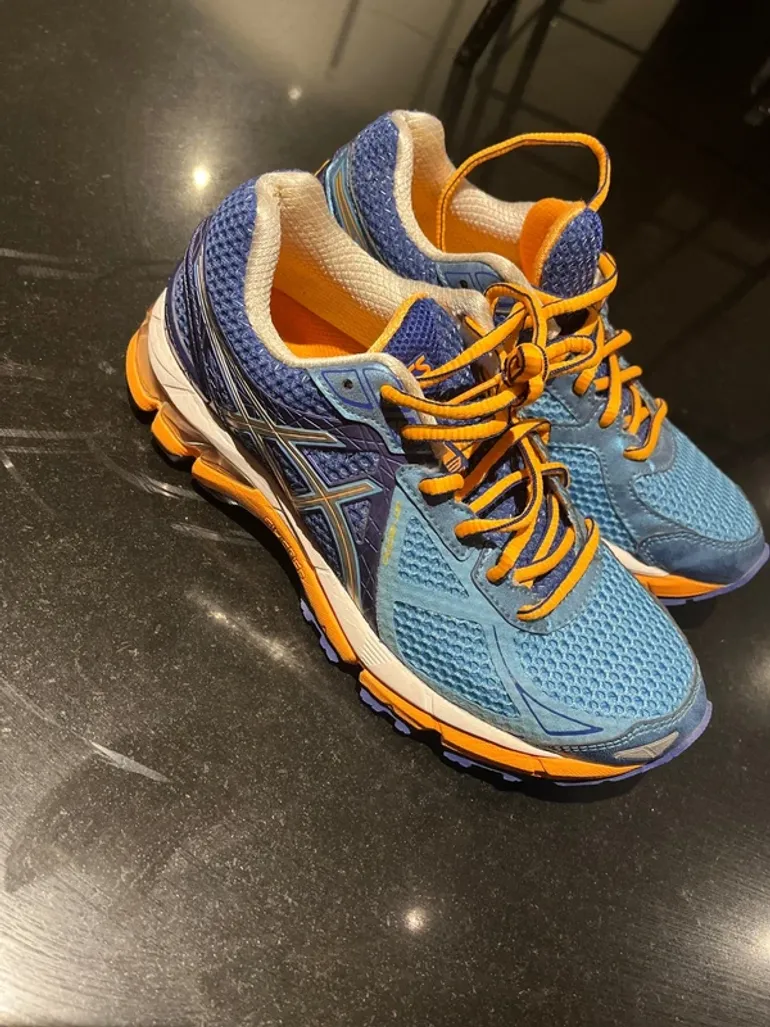 Used Asics Baskets bike — image 3 of 7