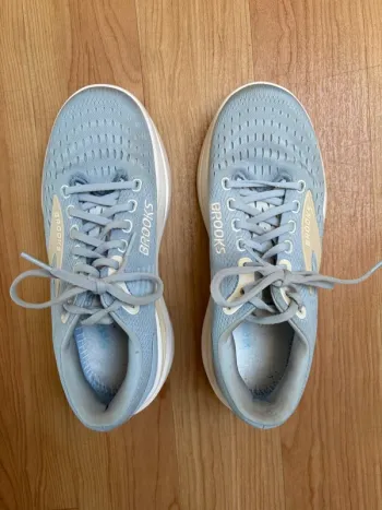 Used Brooks Ghost Max 3 bike — image 2 of 6