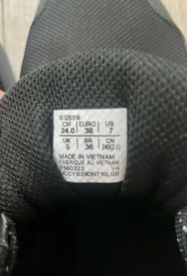 Used Asics Shoes size 38 bike — image 6 of 6