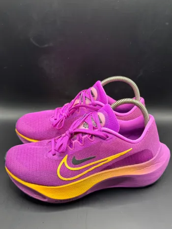 Used Nike Zoom Fly 5 bike — image 2 of 9