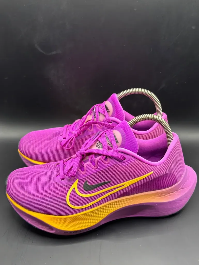 Used Nike Zoom Fly 5 bike — image 2 of 9