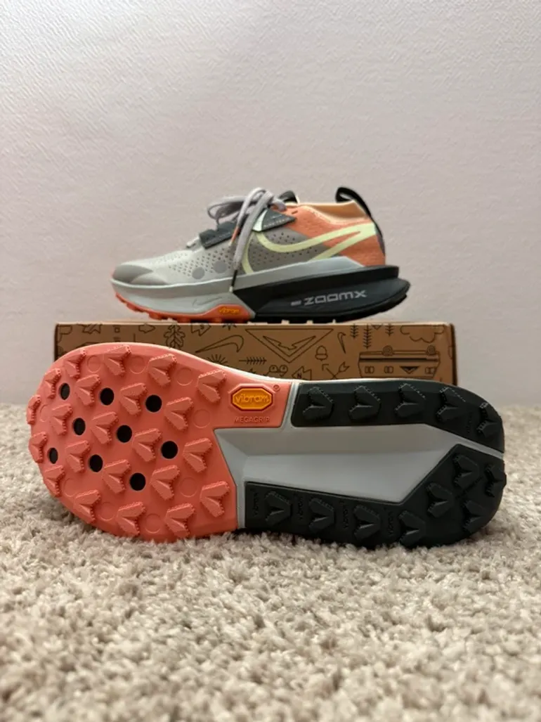 Used Nike ZoomX Zegama Trail bike — image 4 of 7