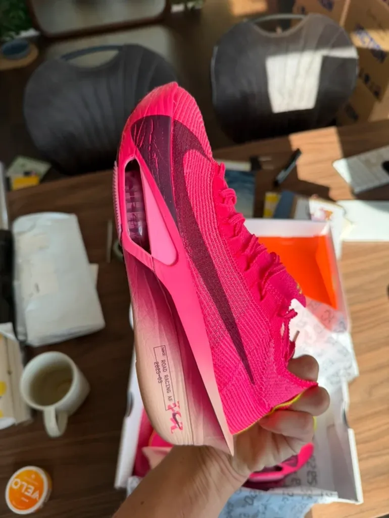 Used Nike Air Zoom Alphafly Next% 3 bike — image 4 of 11