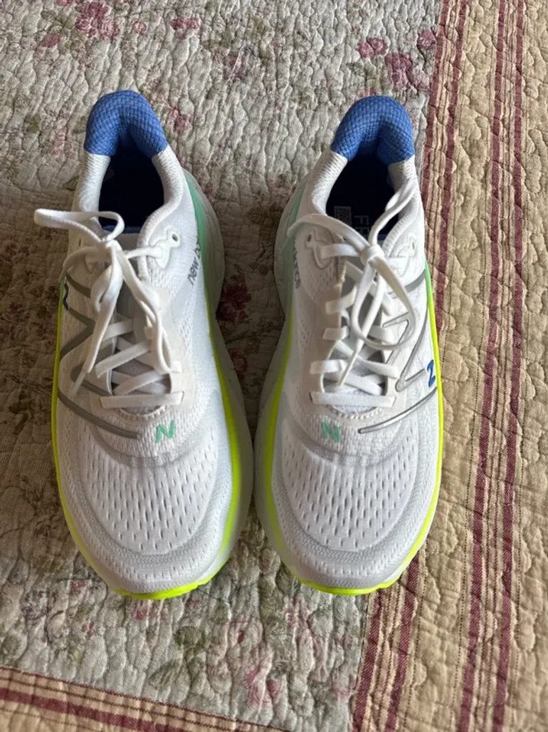Used New Balance Fresh Foam bike — image 7 of 9