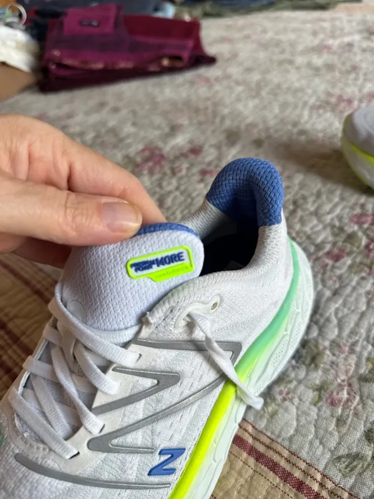 Used New Balance Fresh Foam bike — image 3 of 9