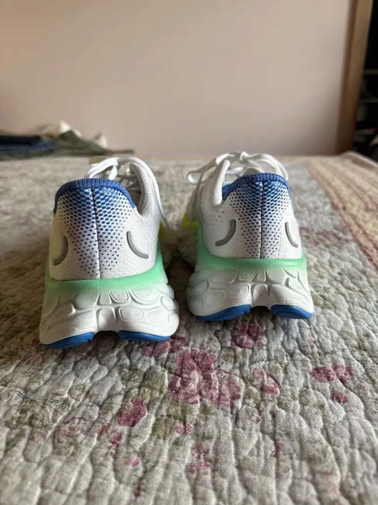 Used New Balance Fresh Foam bike — image 8 of 9