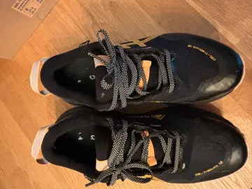 Used Asics Running Shoes bike — image 1 of 15