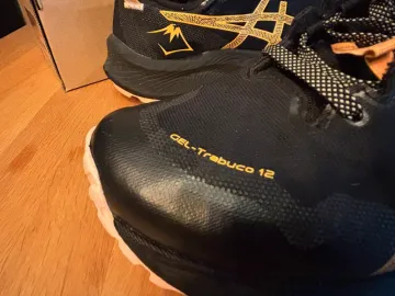 Used Asics Running Shoes bike — image 14 of 15