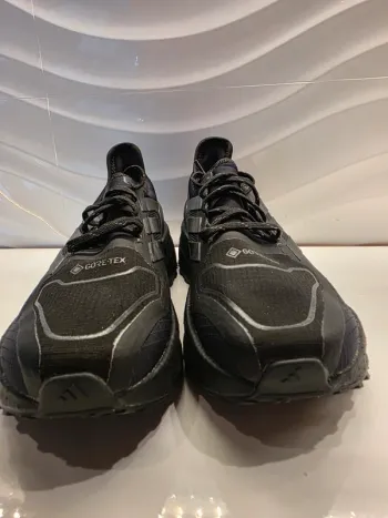 Used Adidas Ultraboost 5 GTX bike — image 5 of 10