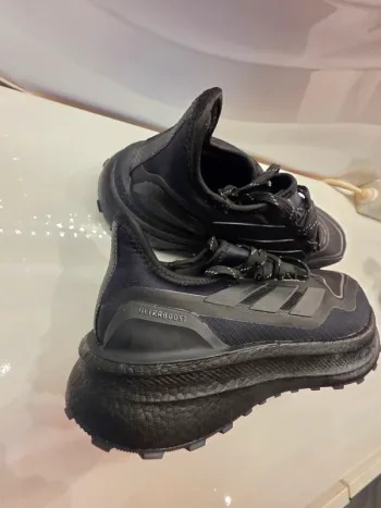 Used Adidas Ultraboost 5 GTX bike — image 6 of 10