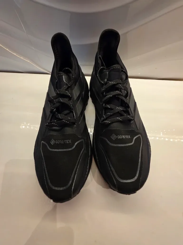 Used Adidas Ultraboost 5 GTX bike — image 4 of 10