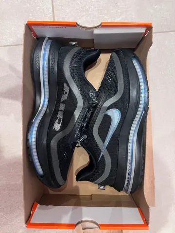 Použité Pegasus Premium Running Shoes