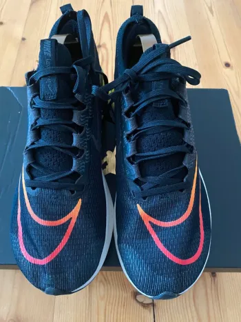 Used Nike Zoom Fly 4 bike — image 5 of 15