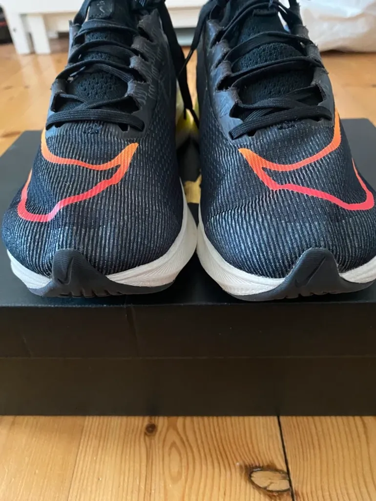 Used Nike Zoom Fly 4 bike — image 4 of 15