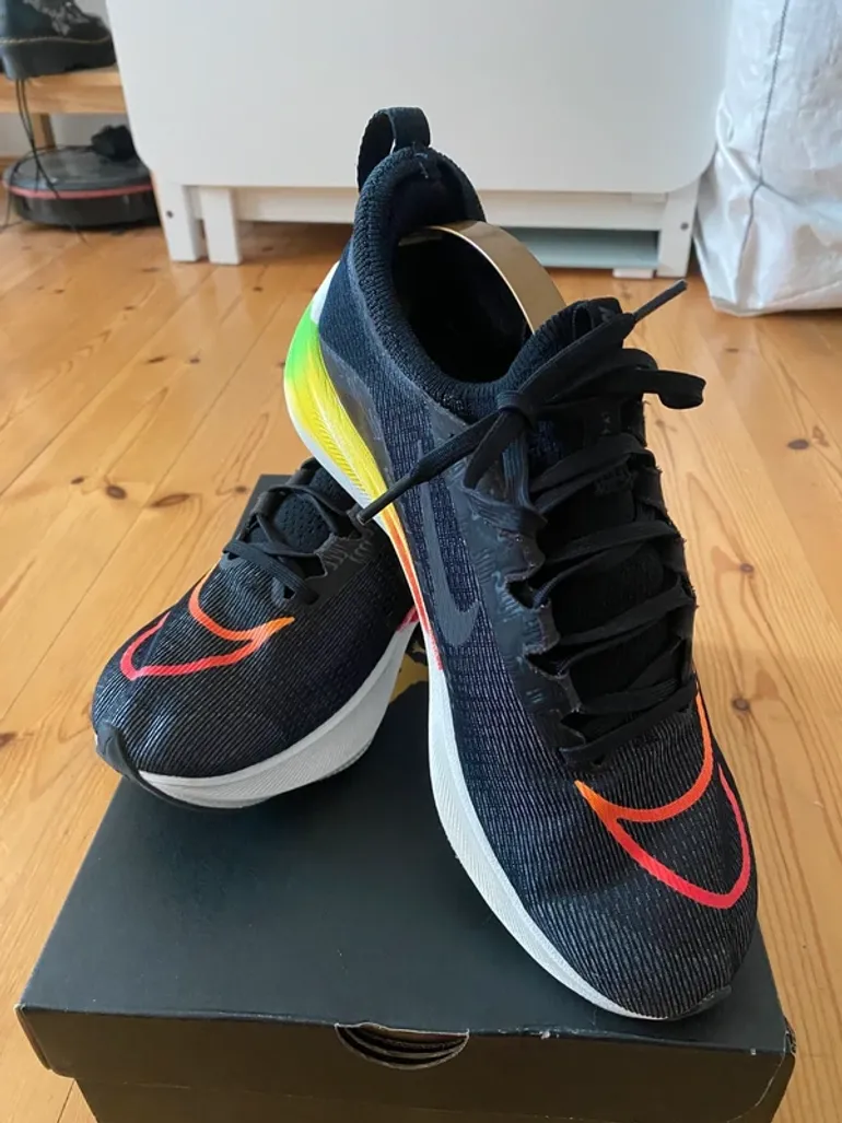 Used Nike Zoom Fly 4 bike — image 2 of 15