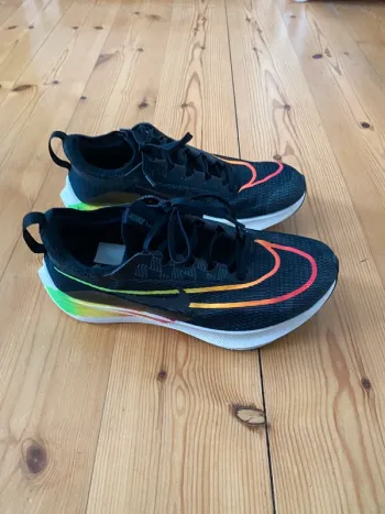 Used Nike Zoom Fly 4 bike — image 9 of 15