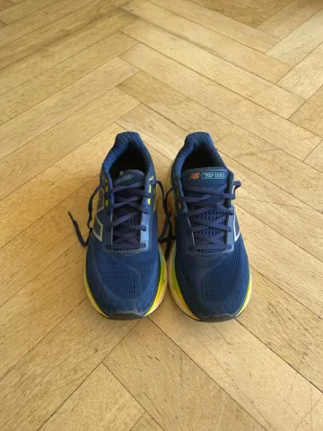 New Balance Fresh Foam X 1080 v14 bike d'occasion — image 2 sur 5