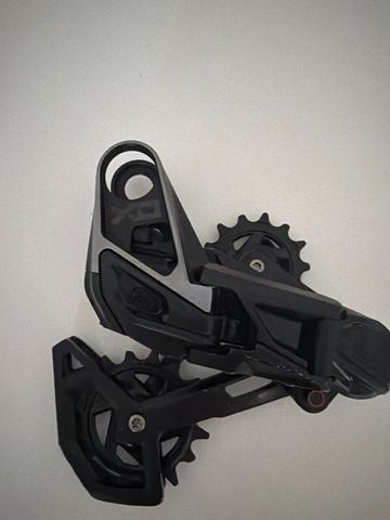Sram XO AXS 12V Rear Derailleur Drivetrain & Pedals d'occasion