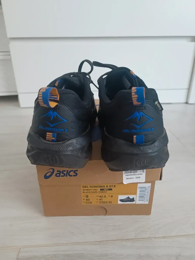 Used Asics Gel-sonoma 8 GTX bike — image 5 of 8