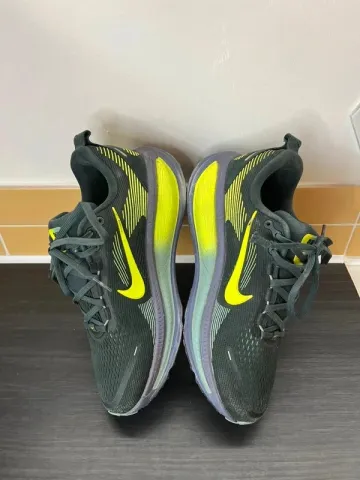 Used Nike Vomero 18 bike — image 4 of 15