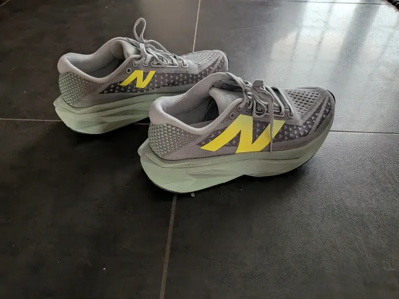 Used New Balance Fuelcell Supercomp Trainer v3 Running Shoes