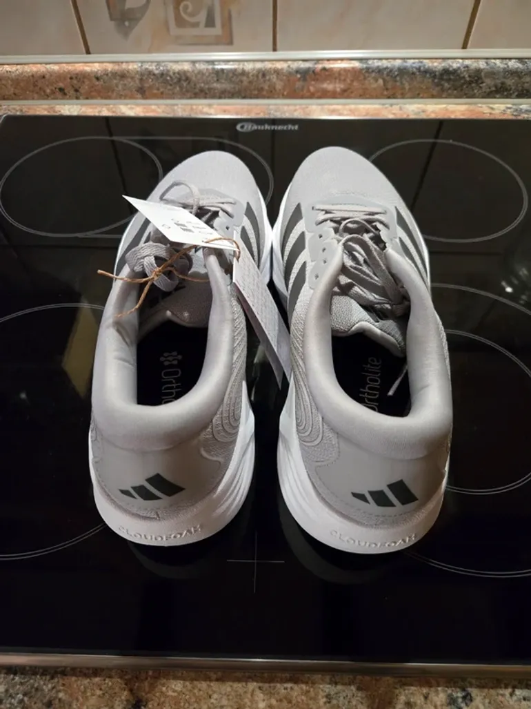 Used Adidas Galaxy 8M bike — image 2 of 5