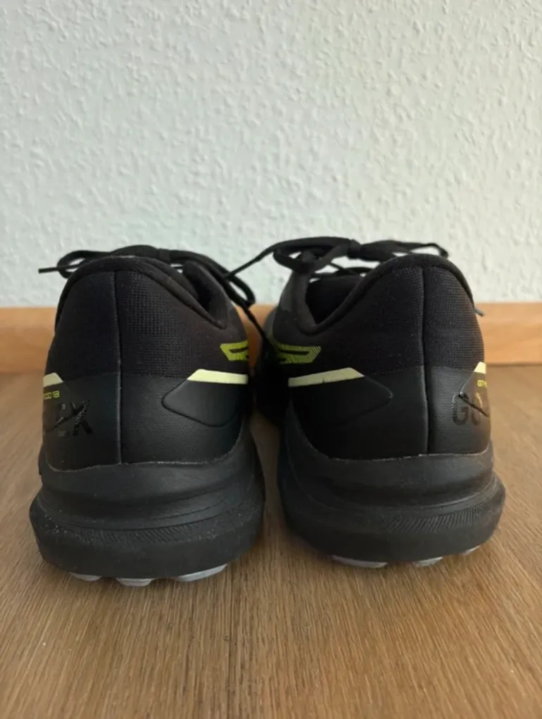 Used Asics GT-1000 13 GTX bike — image 3 of 7