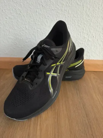 Used Asics GT-1000 13 GTX Running Shoes