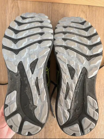 Used Asics GT-1000 13 GTX bike — image 6 of 7