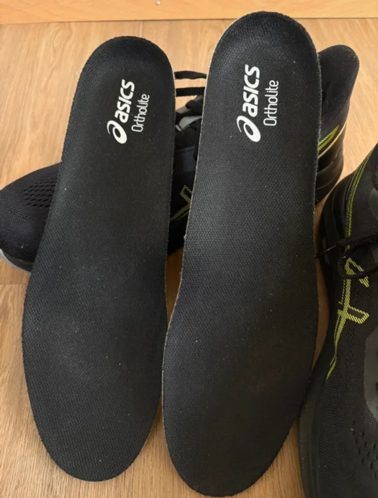 Used Asics GT-1000 13 GTX bike — image 5 of 7