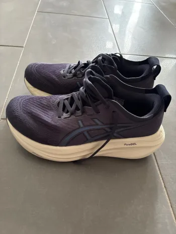 Używany Asics Gel Nimbus 27 bike — zdjęcie 3 z 3