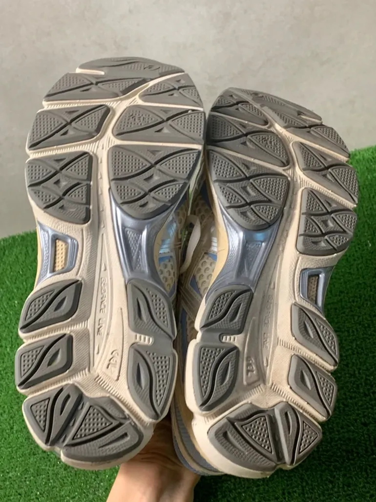 Asics Shoes bike d'occasion — image 7 sur 7