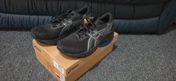 Used Asics Sneaker Running Shoes