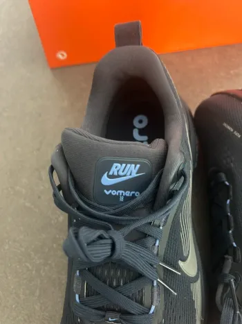 Used Nike Vomero 18 Zoom X bike — image 8 of 9