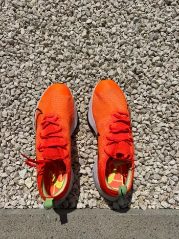 Used Orange Air Zoom Tempo Next% Flyknit bike — image 1 of 5