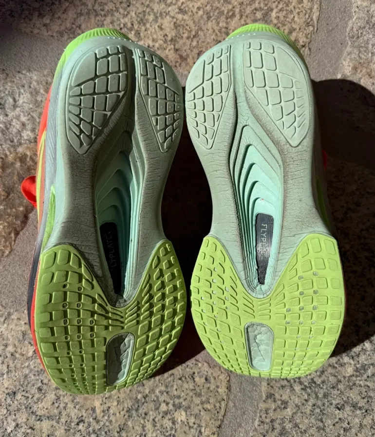 Used Nike Zoom Fly 6 bike — image 2 of 4