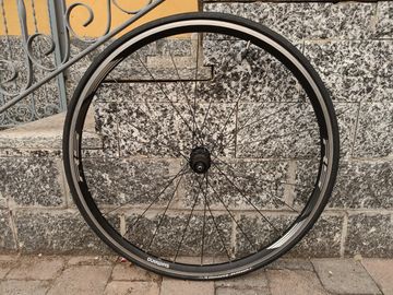 Gebrauchtes Shimano R5 WH-RS100 Wheels