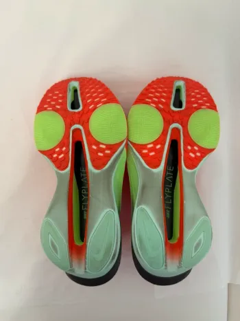 Used Nike Alphafly Next% 3 bike — image 2 of 4