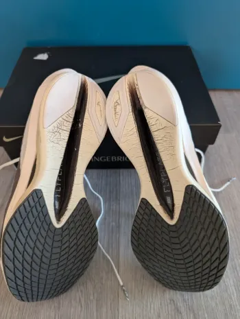 Used Nike Vaporfly Next% 4 bike — image 4 of 5