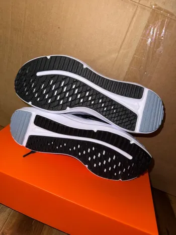 Nike Downshifter 12 bike de segunda mano — imagen 6 de 7