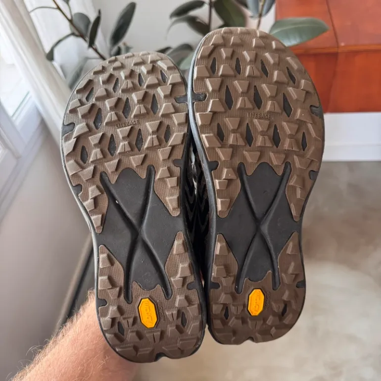 Used Hoka Tecton X2 bike — image 3 of 5