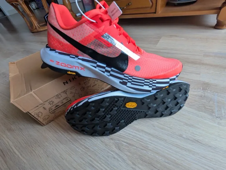 Used Nike ZoomX Ultrafly Trail bike — image 2 of 5