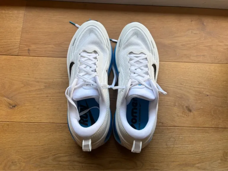 Used Nike Vomero Plus bike — image 4 of 5