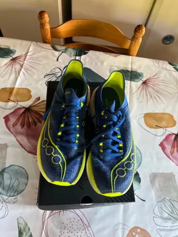Used Saucony Endorphin Elite 2 bike — image 4 of 5