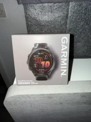 Used Garmin Forerunner 570 bike — image 1 of 2