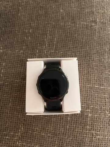 Used Garmin Forerunner 570 Electronics