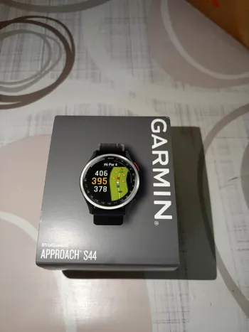 Used Garmin Approach S44 bike — image 1 of 4