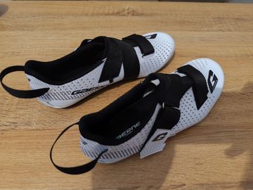 Brugt Gaerne Triathlon Shoes Cycling Shoes