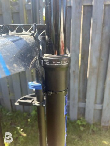 Gebrauchtes RockShox BoXXer Select RC 2019 bike — Bild 7 von 8