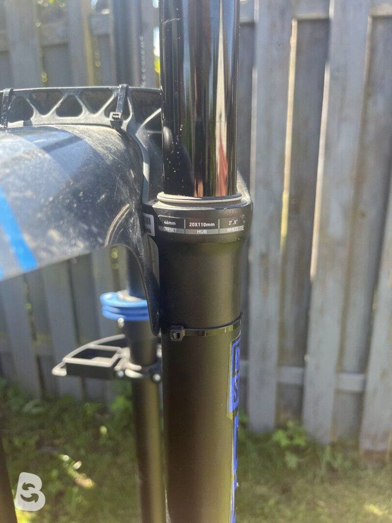 Gebrauchtes RockShox BoXXer Select RC 2019 bike — Bild 7 von 8